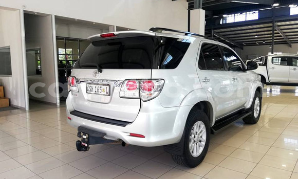 Acheter Occasion Voiture Toyota Fortuner Gris à Maseru, Maseru Acheter Occasion Voiture Toyota Fortuner Gris à Maseru, Maseru