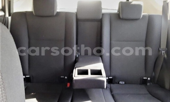 Buy Used Toyota RAV4 Silver Car in Maseru in Maseru Buy Used Toyota RAV4 Silver Car in Maseru in Maseru