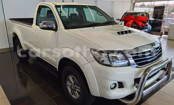 Buy Used Toyota Hilux White Car in Maseru in Maseru Buy Used Toyota Hilux White Car in Maseru in Maseru
