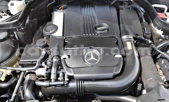 Acheter Occasion Voiture Mercedes-Benz C-Classe Blanc à Maseru, Maseru Acheter Occasion Voiture Mercedes-Benz C-Classe Blanc à Maseru, Maseru