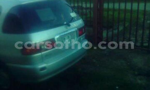 Acheter Occasion Voiture Toyota Ipsum Gris à Maseru, Maseru Acheter Occasion Voiture Toyota Ipsum Gris à Maseru, Maseru