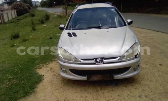 Sayi Na hannu Peugeot 206 Silver Mota in Maseru a Maseru