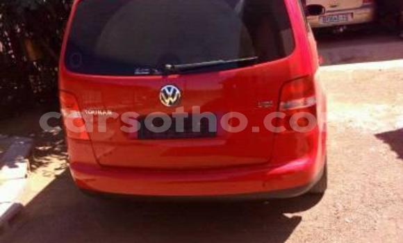 Acheter Occasion Voiture Volkswagen Touran Rouge à Maseru, Maseru Acheter Occasion Voiture Volkswagen Touran Rouge à Maseru, Maseru