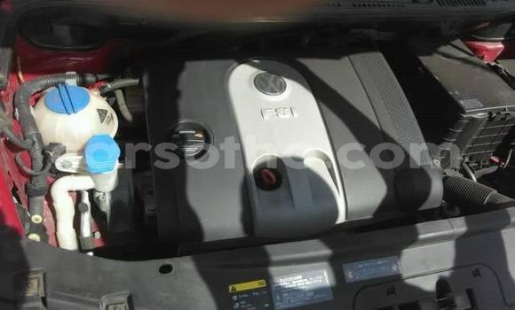 Acheter Occasion Voiture Volkswagen Touran Rouge à Maseru, Maseru Acheter Occasion Voiture Volkswagen Touran Rouge à Maseru, Maseru