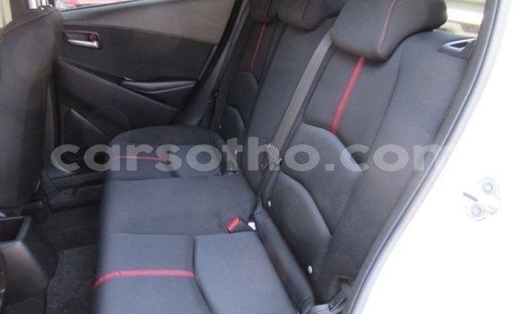 Acheter Occasion Voiture Mazda Demio Blanc à Maseru, Maseru Acheter Occasion Voiture Mazda Demio Blanc à Maseru, Maseru