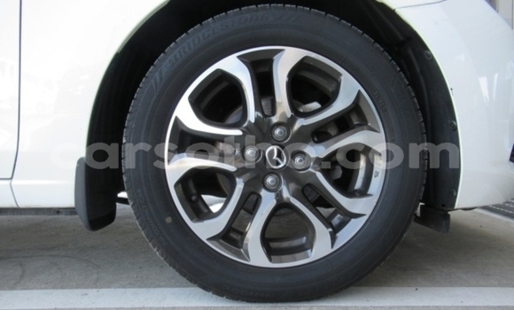 Acheter Occasion Voiture Mazda Demio Blanc à Maseru, Maseru Acheter Occasion Voiture Mazda Demio Blanc à Maseru, Maseru