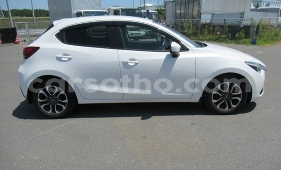Acheter Occasion Voiture Mazda Demio Blanc à Maseru, Maseru Acheter Occasion Voiture Mazda Demio Blanc à Maseru, Maseru