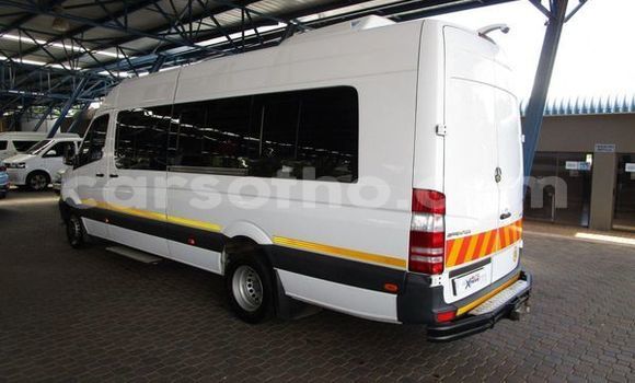 Buy Used Mercedes-Benz S–Class White Car in Maseru in Maseru Buy Used Mercedes-Benz S–Class White Car in Maseru in Maseru