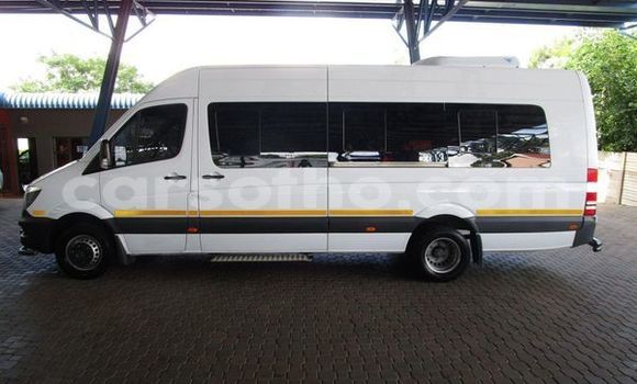 Buy Used Mercedes-Benz S–Class White Car in Maseru in Maseru Buy Used Mercedes-Benz S–Class White Car in Maseru in Maseru