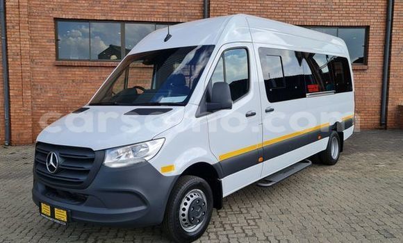 Acheter Occasion Voiture Mercedes-Benz S–Class Blanc à Maseru, Maseru Acheter Occasion Voiture Mercedes-Benz S–Class Blanc à Maseru, Maseru