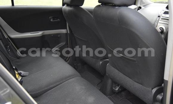 Sayi Na hannu Toyota Yaris Silver Mota in Butha–Buthe a Thaba-Tseka Sayi Na hannu Toyota Yaris Silver Mota in Butha–Buthe a Thaba-Tseka