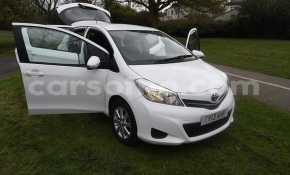 Acheter Occasion Voiture Toyota Yaris Blanc à Hlotse, Leribe Acheter Occasion Voiture Toyota Yaris Blanc à Hlotse, Leribe