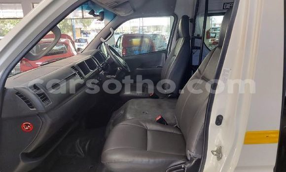 Acheter Occasion Voiture Toyota Hiace Blanc à Maseru, Maseru Acheter Occasion Voiture Toyota Hiace Blanc à Maseru, Maseru
