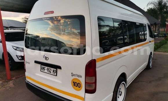 Acheter Occasion Voiture Toyota Hiace Blanc à Maseru, Maseru Acheter Occasion Voiture Toyota Hiace Blanc à Maseru, Maseru