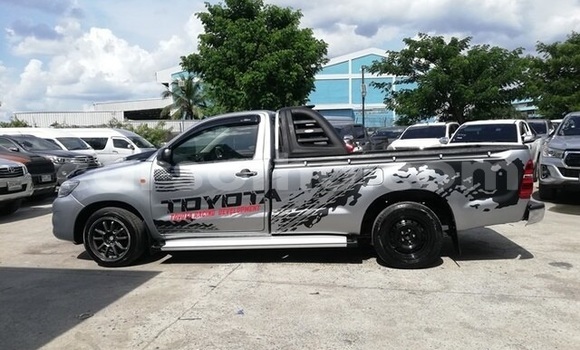 Acheter Occasion Voiture Toyota Hilux Gris à Maseru, Maseru Acheter Occasion Voiture Toyota Hilux Gris à Maseru, Maseru