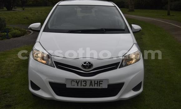 Acheter Occasion Voiture Toyota Yaris Blanc à Hlotse, Leribe Acheter Occasion Voiture Toyota Yaris Blanc à Hlotse, Leribe