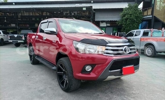 Acheter Occasion Voiture Toyota Hilux Rouge à Maseru, Maseru Acheter Occasion Voiture Toyota Hilux Rouge à Maseru, Maseru