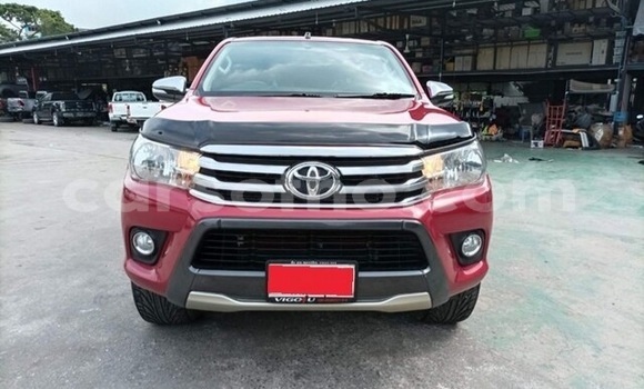 Acheter Occasion Voiture Toyota Hilux Rouge à Maseru, Maseru Acheter Occasion Voiture Toyota Hilux Rouge à Maseru, Maseru