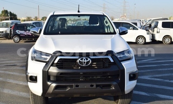 Acheter Occasion Voiture Toyota Hilux Blanc à Maseru, Maseru Acheter Occasion Voiture Toyota Hilux Blanc à Maseru, Maseru