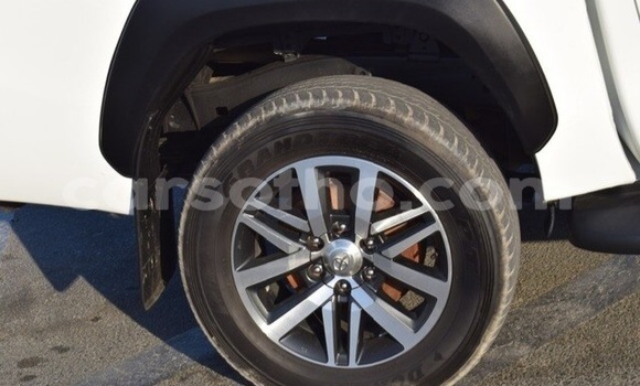 Acheter Occasion Voiture Toyota Hilux Blanc à Maseru, Maseru Acheter Occasion Voiture Toyota Hilux Blanc à Maseru, Maseru