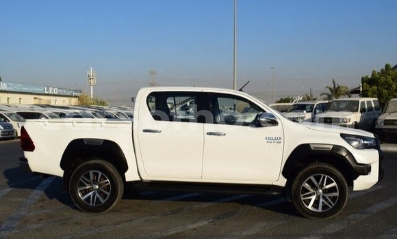 Acheter Occasion Voiture Toyota Hilux Blanc à Maseru, Maseru Acheter Occasion Voiture Toyota Hilux Blanc à Maseru, Maseru