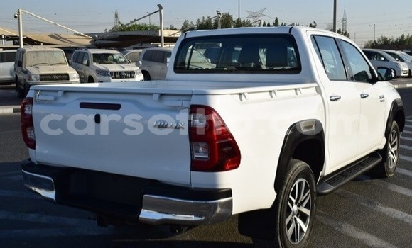 Acheter Occasion Voiture Toyota Hilux Blanc à Maseru, Maseru Acheter Occasion Voiture Toyota Hilux Blanc à Maseru, Maseru