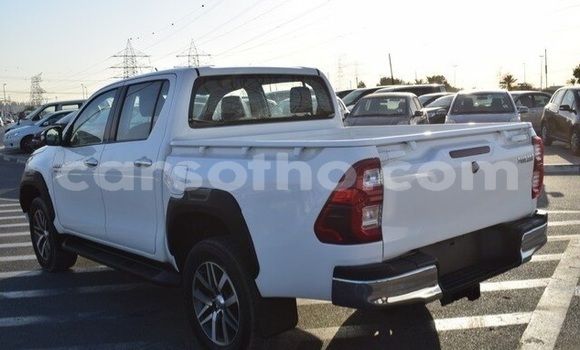 Acheter Occasion Voiture Toyota Hilux Blanc à Maseru, Maseru Acheter Occasion Voiture Toyota Hilux Blanc à Maseru, Maseru