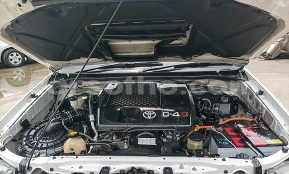 Acheter Occasion Voiture Toyota Hilux Blanc à Maseru, Maseru Acheter Occasion Voiture Toyota Hilux Blanc à Maseru, Maseru