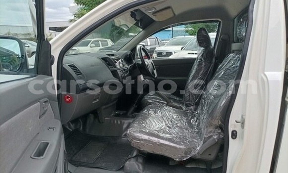 Acheter Occasion Voiture Toyota Hilux Blanc à Maseru, Maseru Acheter Occasion Voiture Toyota Hilux Blanc à Maseru, Maseru