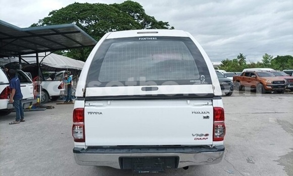Acheter Occasion Voiture Toyota Hilux Blanc à Maseru, Maseru Acheter Occasion Voiture Toyota Hilux Blanc à Maseru, Maseru