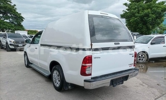 Acheter Occasion Voiture Toyota Hilux Blanc à Maseru, Maseru Acheter Occasion Voiture Toyota Hilux Blanc à Maseru, Maseru