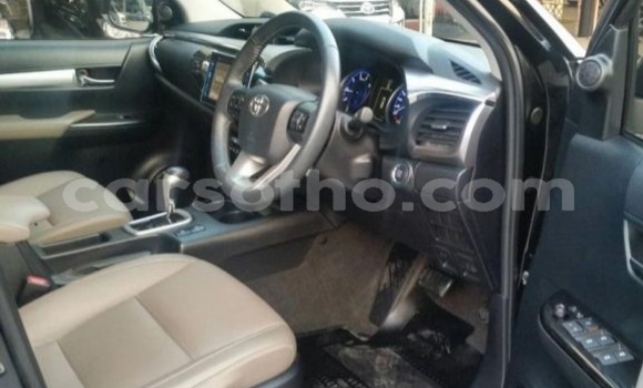 Acheter Occasion Voiture Toyota Hilux Blanc à Maseru, Maseru Acheter Occasion Voiture Toyota Hilux Blanc à Maseru, Maseru