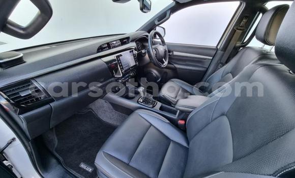 Acheter Occasion Voiture Toyota Hilux Blanc à Maseru, Maseru Acheter Occasion Voiture Toyota Hilux Blanc à Maseru, Maseru