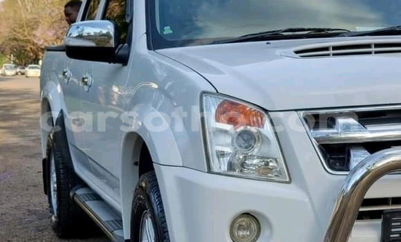 Acheter Occasion Voiture Isuzu KB Blanc à Maseru, Maseru Acheter Occasion Voiture Isuzu KB Blanc à Maseru, Maseru