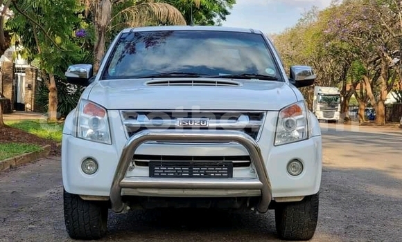 Acheter Occasion Voiture Isuzu KB Blanc à Maseru, Maseru Acheter Occasion Voiture Isuzu KB Blanc à Maseru, Maseru
