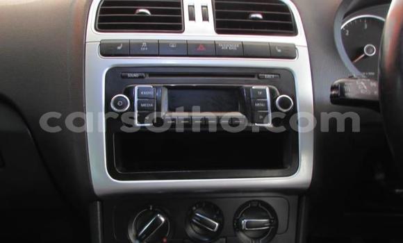 اشتري مستعمل Volkswagen Polo White سيارة في Maputsoe في Leribe اشتري مستعمل Volkswagen Polo White سيارة في Maputsoe في Leribe