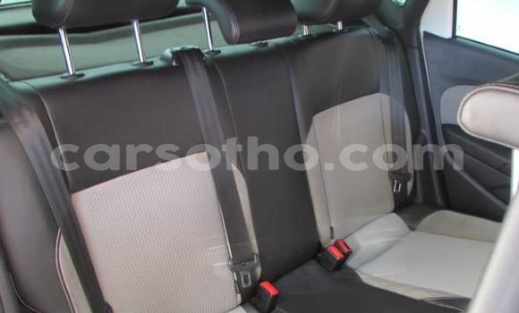 اشتري مستعمل Volkswagen Polo White سيارة في Maputsoe في Leribe اشتري مستعمل Volkswagen Polo White سيارة في Maputsoe في Leribe