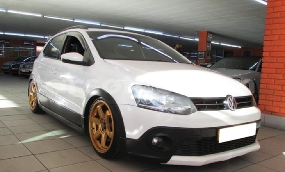 اشتري مستعمل Volkswagen Polo White سيارة في Maputsoe في Leribe اشتري مستعمل Volkswagen Polo White سيارة في Maputsoe في Leribe