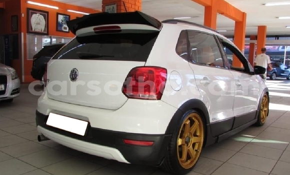 اشتري مستعمل Volkswagen Polo White سيارة في Maputsoe في Leribe اشتري مستعمل Volkswagen Polo White سيارة في Maputsoe في Leribe
