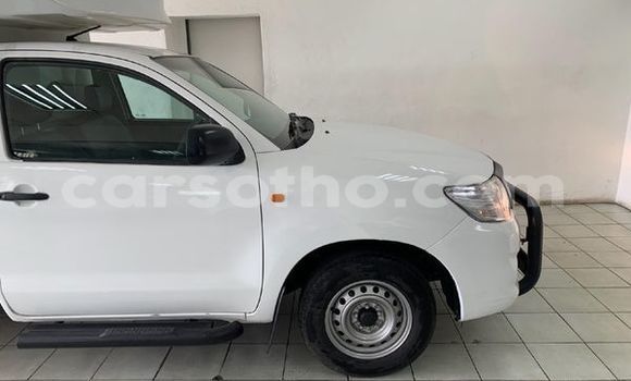 Buy Used Toyota Hilux White Car in Maseru in Maseru Buy Used Toyota Hilux White Car in Maseru in Maseru