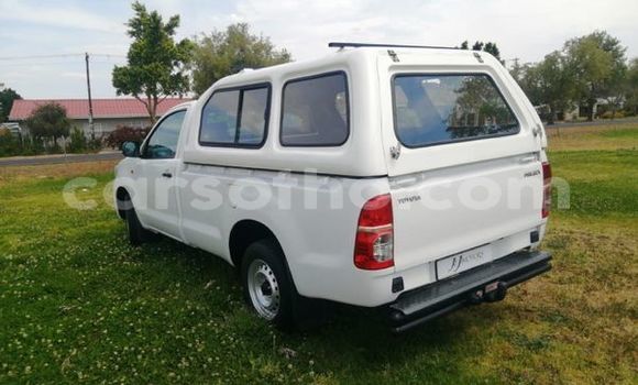 اشتري مستعمل Toyota Hilux White سيارة في Maseru في Maseru اشتري مستعمل Toyota Hilux White سيارة في Maseru في Maseru