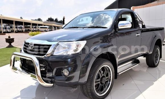 Buy Used Toyota Hilux Black Car in Maseru in Maseru Buy Used Toyota Hilux Black Car in Maseru in Maseru