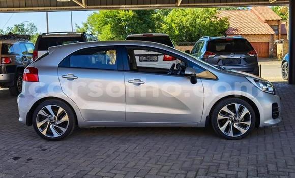 Buy Used Kia Rio Silver Car in Butha Buthe in Butha-Buthe Buy Used Kia Rio Silver Car in Butha Buthe in Butha-Buthe