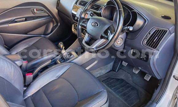 Buy Used Kia Rio Silver Car in Butha Buthe in Butha-Buthe Buy Used Kia Rio Silver Car in Butha Buthe in Butha-Buthe