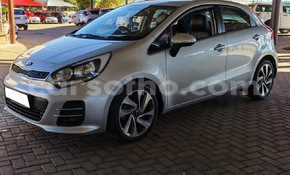 Buy Used Kia Rio Silver Car in Butha Buthe in Butha-Buthe Buy Used Kia Rio Silver Car in Butha Buthe in Butha-Buthe