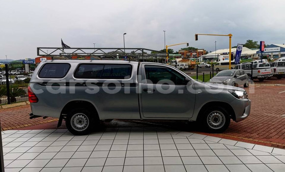 Buy Used Toyota Hilux Silver Car in Maseru in Maseru Buy Used Toyota Hilux Silver Car in Maseru in Maseru