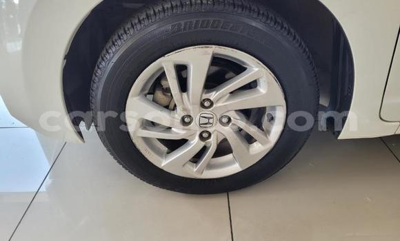 Buy Used Honda FIT White Car in Maseru in Maseru Buy Used Honda FIT White Car in Maseru in Maseru