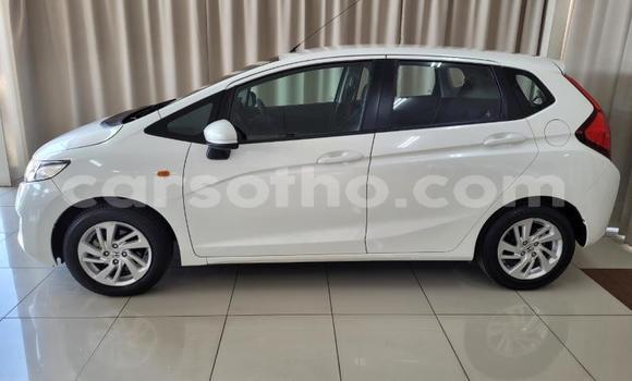 Buy Used Honda FIT White Car in Maseru in Maseru Buy Used Honda FIT White Car in Maseru in Maseru