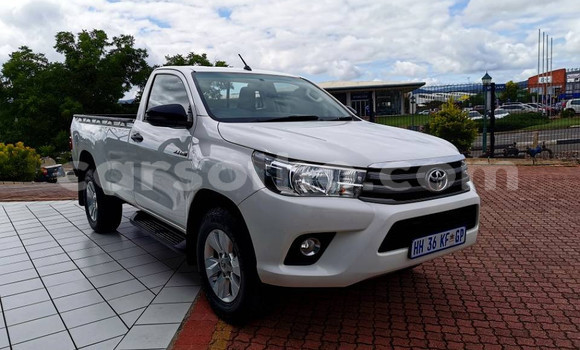 Acheter Neuf Voiture Toyota Hilux Blanc à Maseru, Maseru Acheter Neuf Voiture Toyota Hilux Blanc à Maseru, Maseru