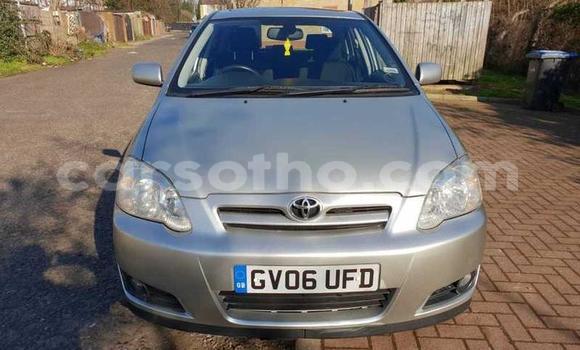 Sayi Na hannu Toyota Corolla Silver Mota in Mohale's Hoek a Mohale's Hoek Sayi Na hannu Toyota Corolla Silver Mota in Mohale's Hoek a Mohale's Hoek